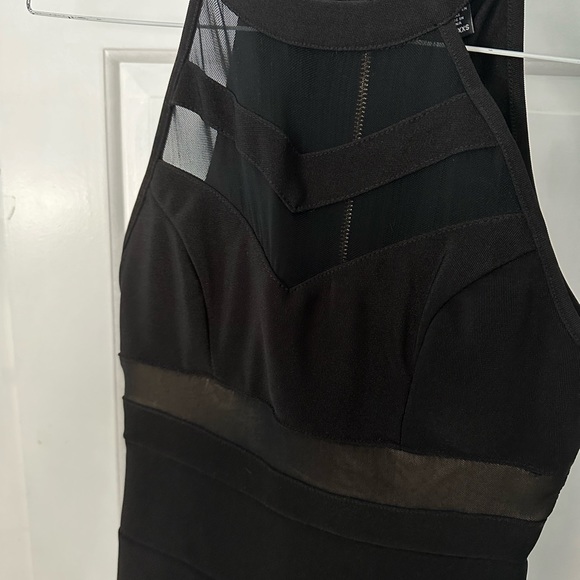 Le Chateau Black Dress - Picture 3 of 4